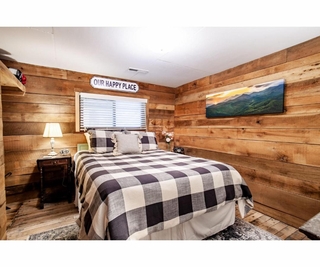 Beary Relaxing Cabin - Rustic With Outdoor Patio Townsend Dış mekan fotoğraf